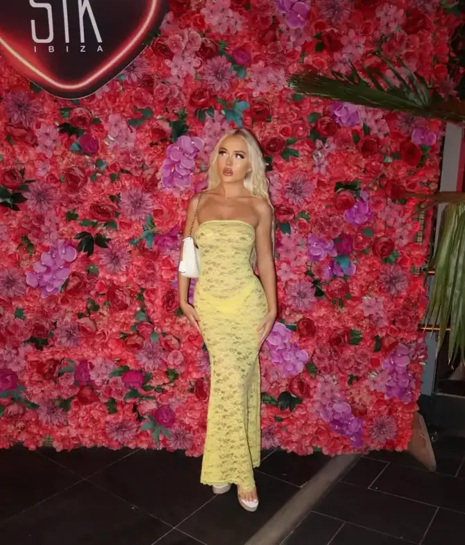 Belle Olivia